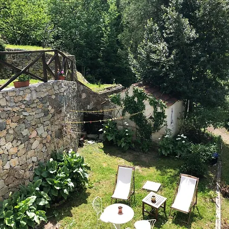 Casale Coreallo Hotell *